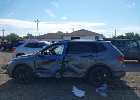 2024 Volkswagen Tiguan 2.0T Se R-Line Black из США, поврежденный, VIN 3VVCB7AX5RM210391